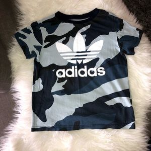 Adidas T-Shirt Blue Camo Size Small